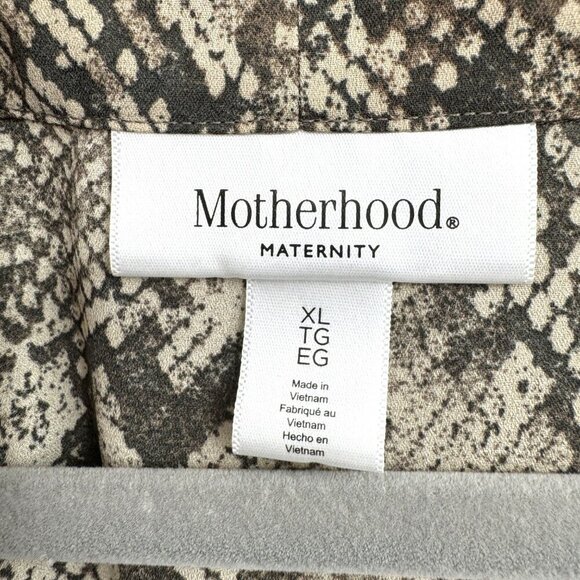 NWT Motherhood Maternity Snake Print Shirt Woman’s size XL gray cream - Picture 3 of 10